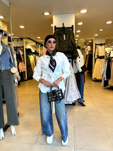 blouse with belt
